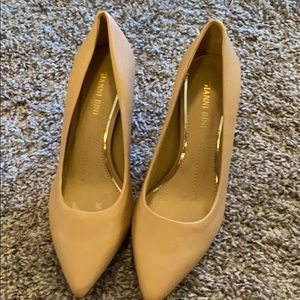 Gianni Bini Nude Heels